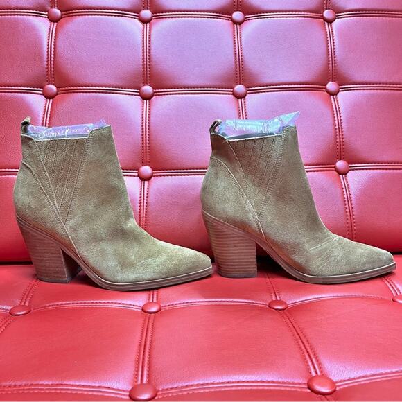 Marc Fisher Gadri Larice Tan Suede Leather Block Heeled Bootie Sz: 8M or 9M NWOB - Picture 2 of 14